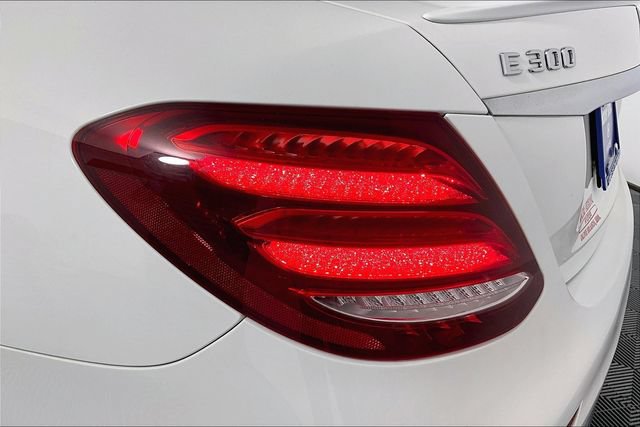 Used 2018 Mercedes-Benz E 300 w/ Premium 3 Package image 30