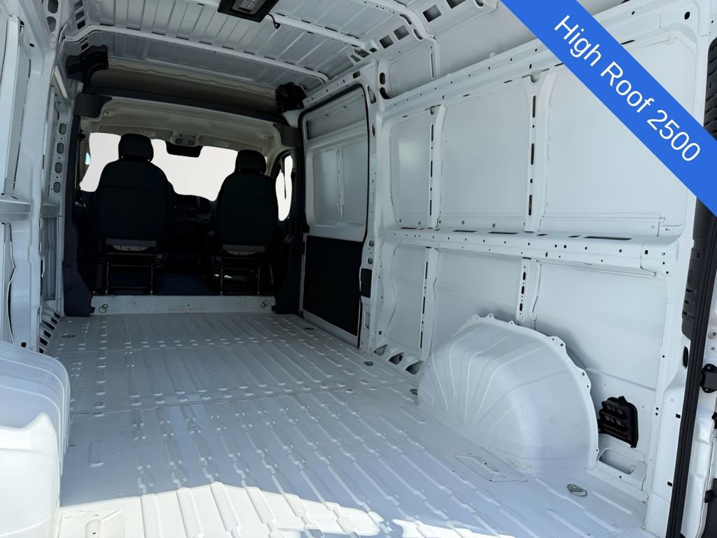 Used 2026 RAM ProMaster 2500 w/ Convenience Group FWD image 22