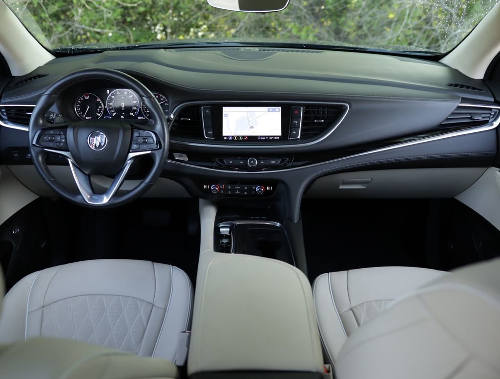 Used 2024 Buick Enclave Avenir w/ Avenir Technology Package FWD image 22