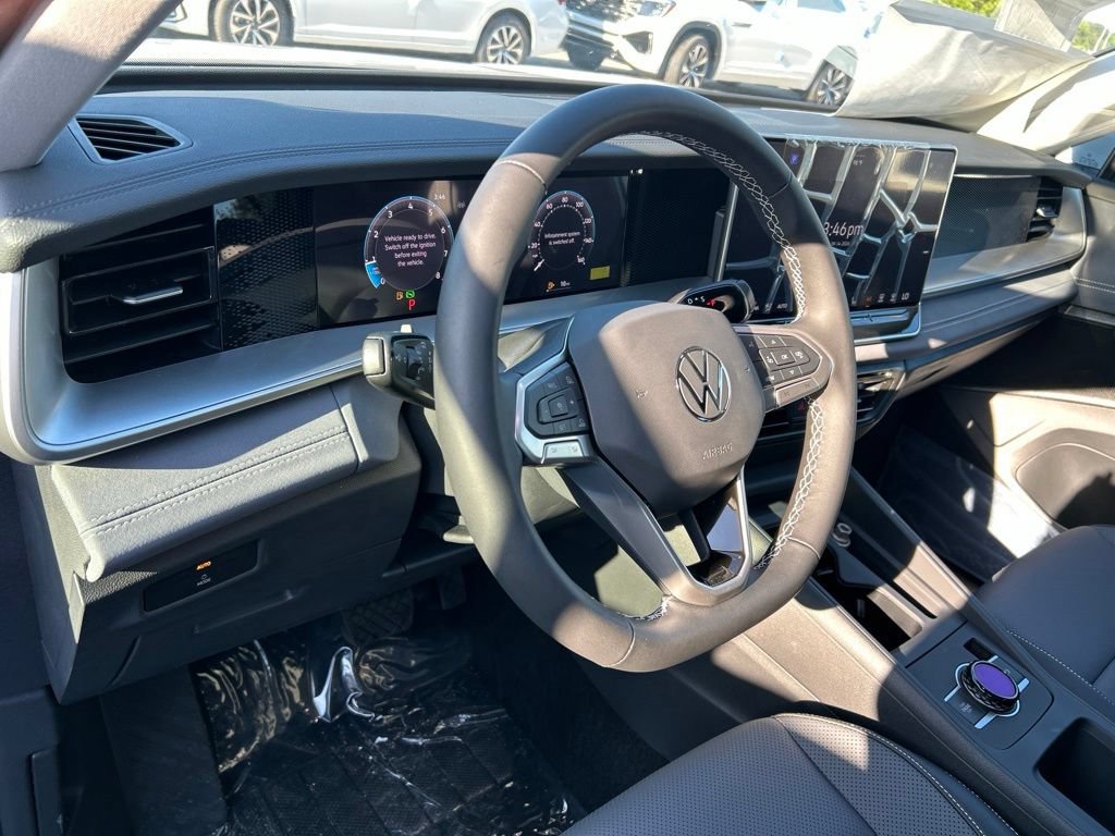 New 2026 Volkswagen Tiguan SE FWD image 23