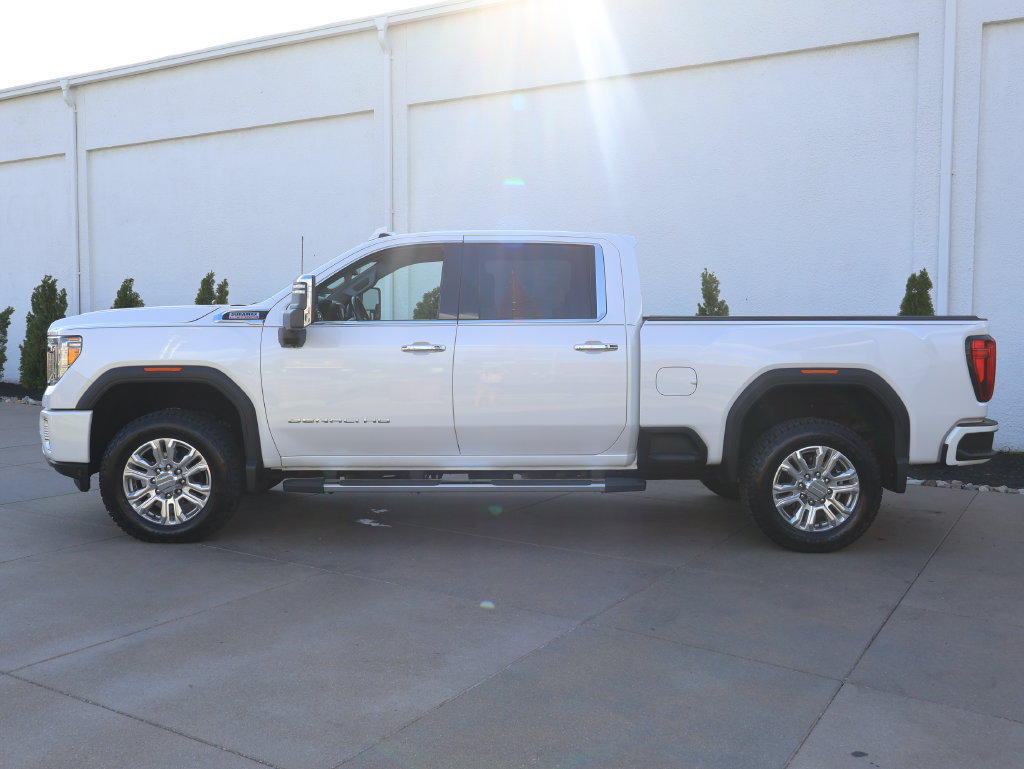 Certified 2020 GMC Sierra 2500 Denali w/ Denali Ultimate Package AWD/4WD image 3