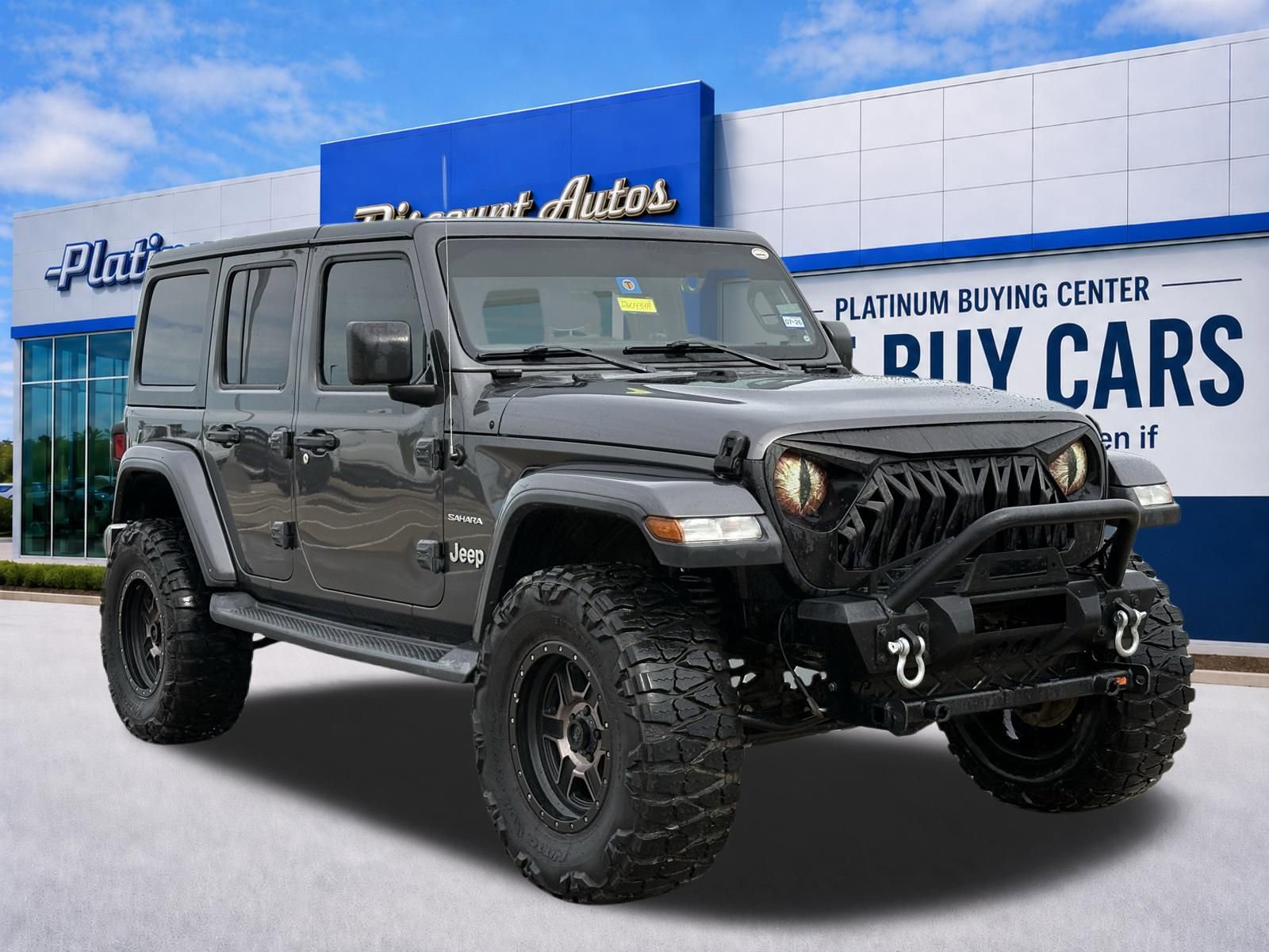 Used 2018 Jeep Wrangler Unlimited Sahara AWD/4WD image 1