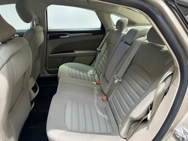 Used 2018 Ford Fusion SE image 15