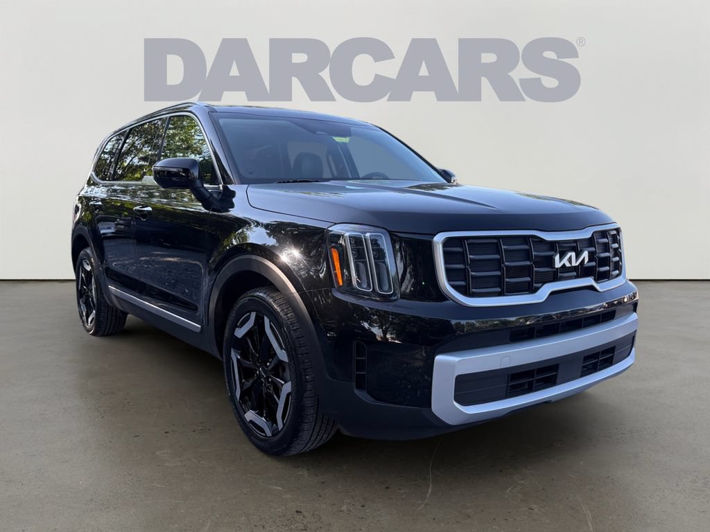 Certified 2025 Kia Telluride S
