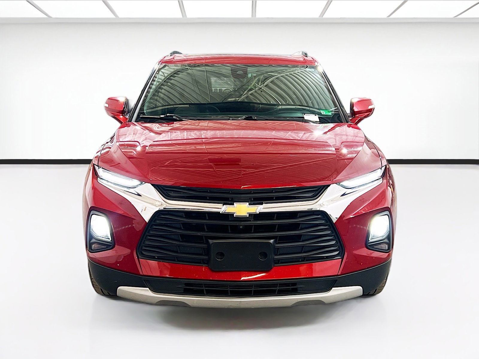Used 2019 Chevrolet Blazer LT w/ Sun and Wheels Package image 2