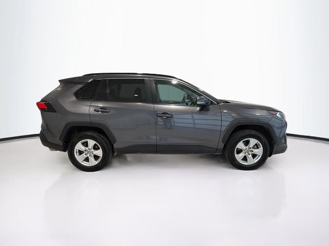 Used 2021 Toyota RAV4 XLE image 7