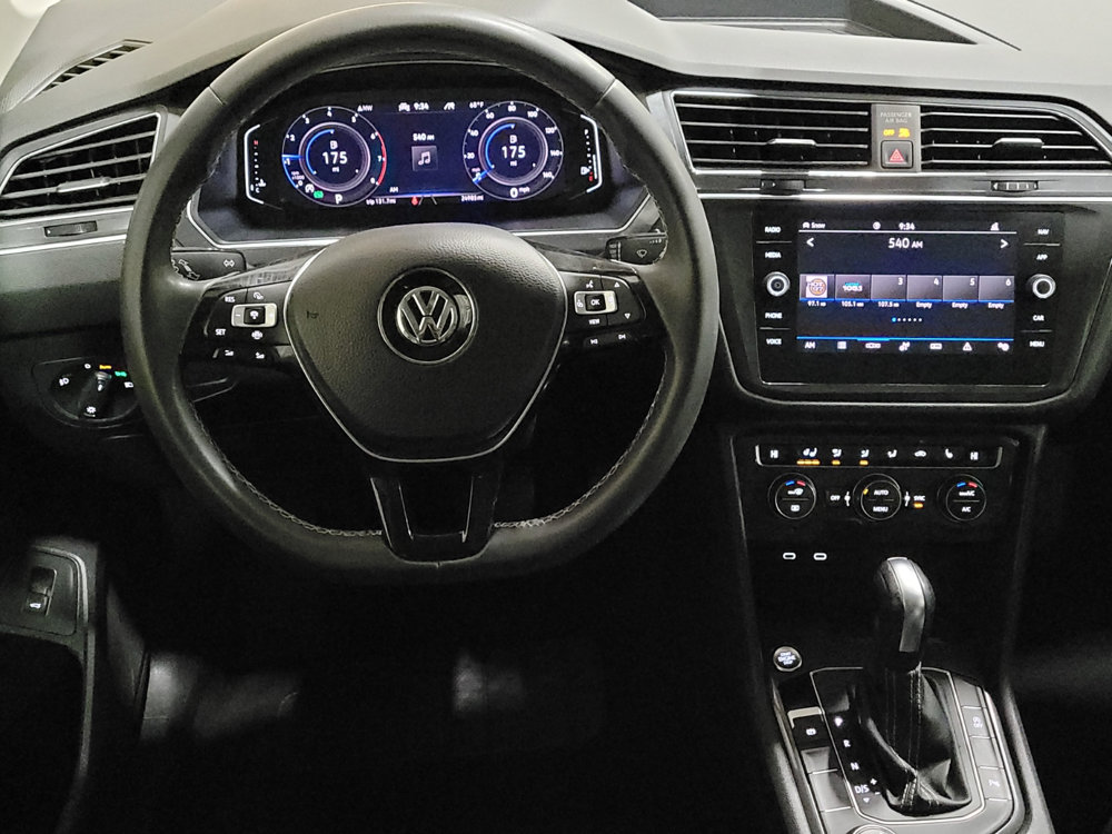 Used 2021 Volkswagen Tiguan SEL AWD/4WD image 22