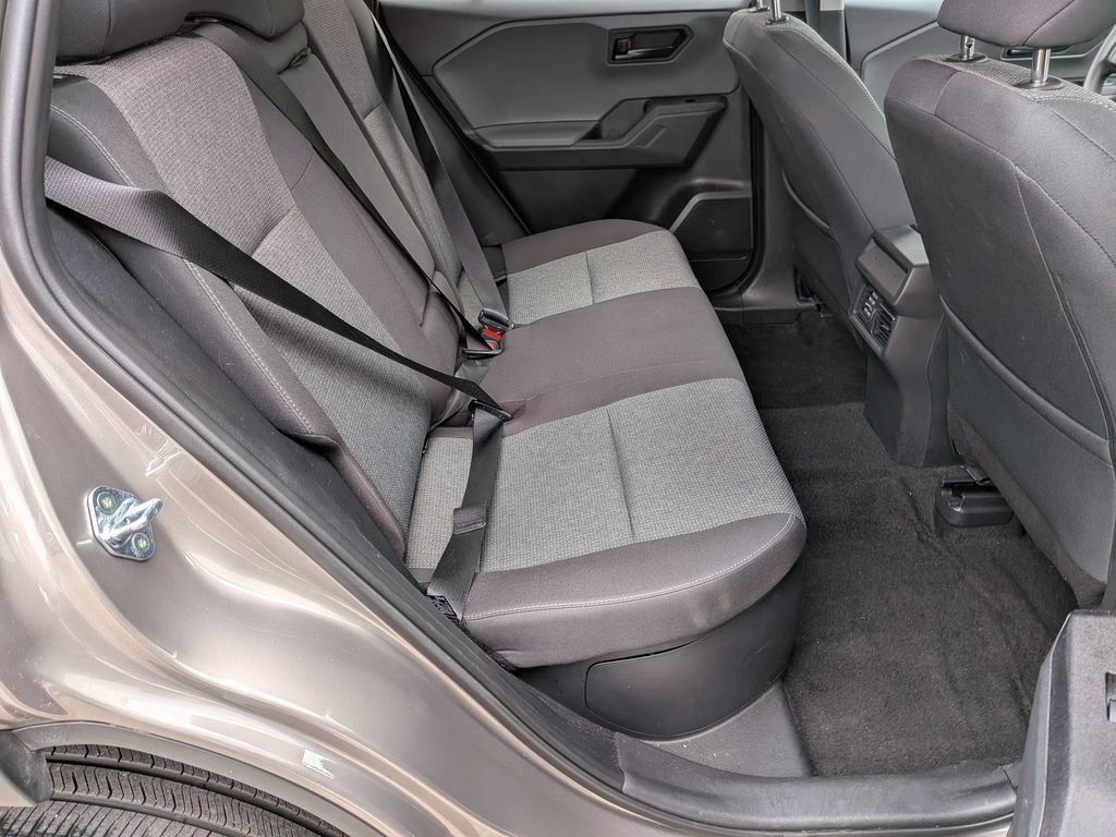Used 2026 Toyota RAV4 LE AWD/4WD image 17