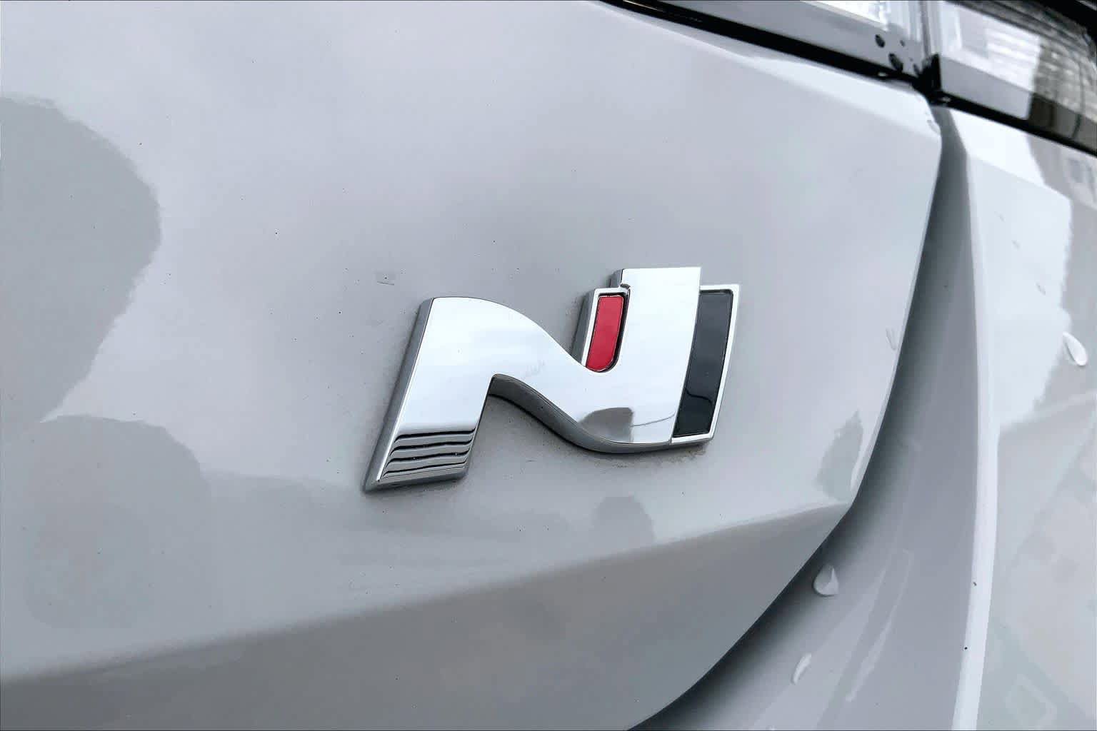 Used 2023 Hyundai Elantra N FWD image 10