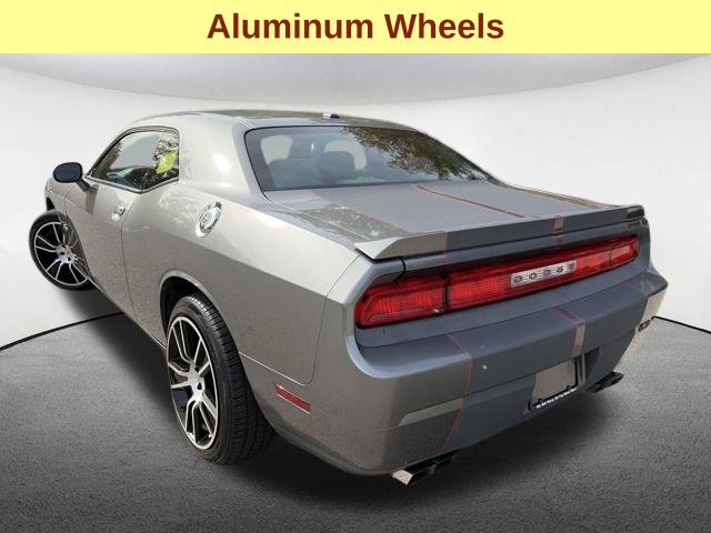 Used 2011 Dodge Challenger R/T RWD image 10