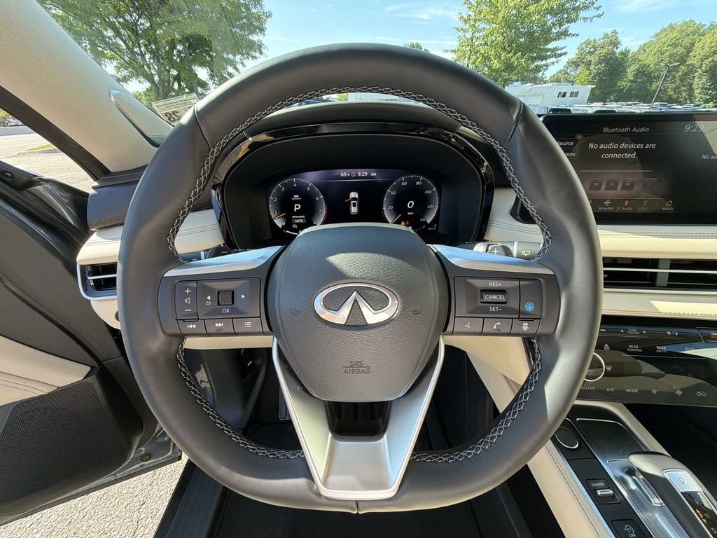 Certified 2023 INFINITI QX60 Sensory w/ Vision Package AWD/4WD image 18