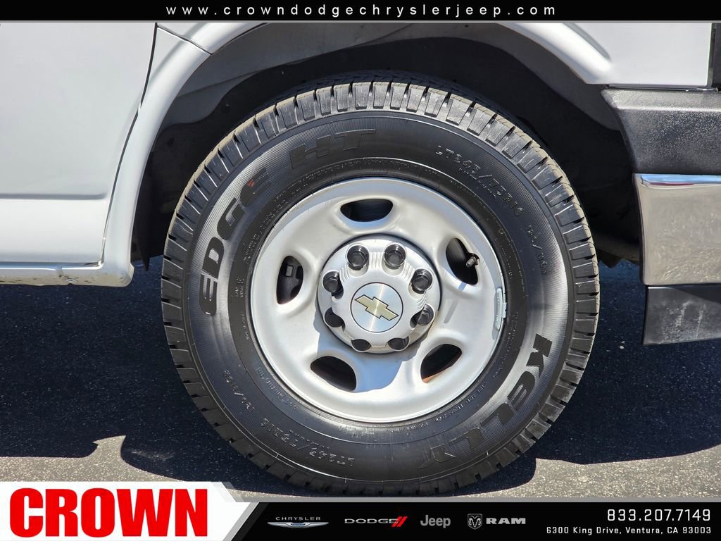 Used 2021 Chevrolet Express 3500 w/ Power Convenience Package RWD image 9