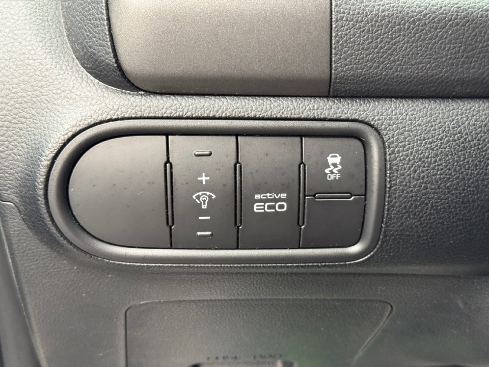 Used 2016 Kia Forte LX image 28