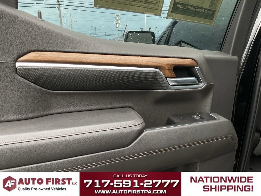 Used 2022 Chevrolet Silverado 1500 High Country w/ High Country Premium Package AWD/4WD image 12