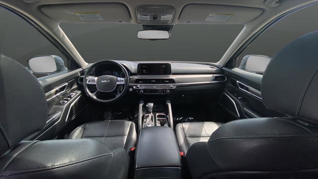 Used 2022 Kia Telluride EX w/ EX Premium Package AWD/4WD image 12