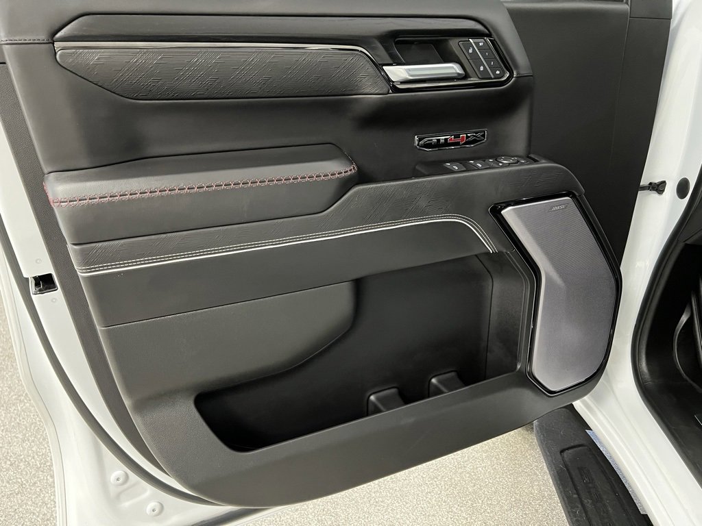 Used 2022 GMC Sierra 1500 AT4X image 28