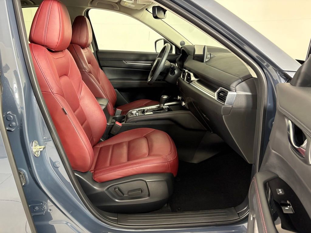 Used 2023 MAZDA CX-5 Carbon Edition image 12