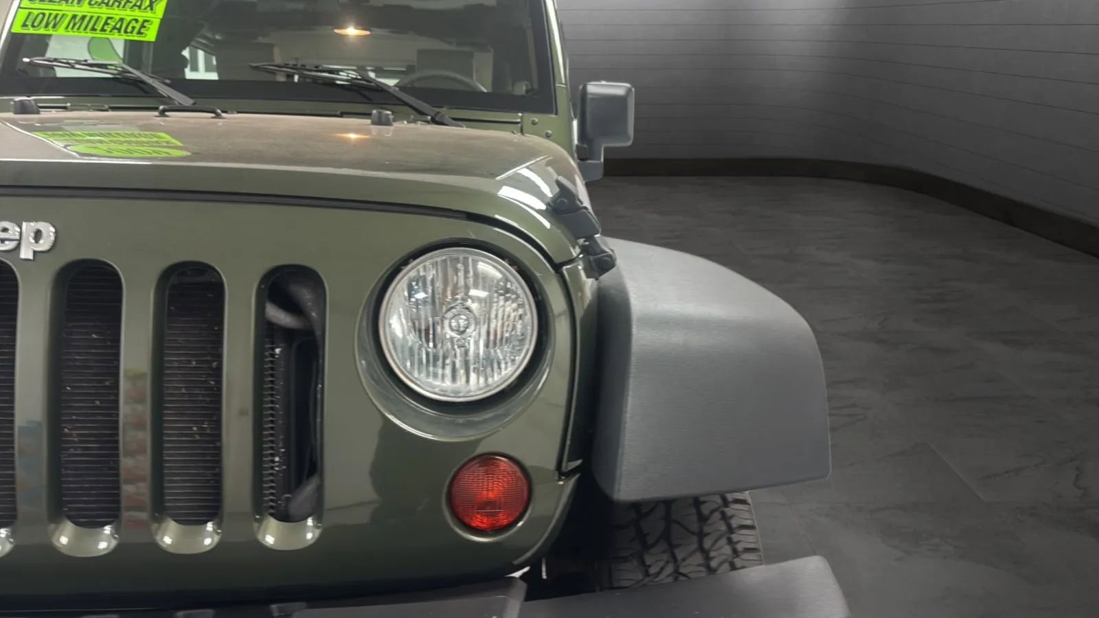 Used 2009 Jeep Wrangler X AWD/4WD image 28