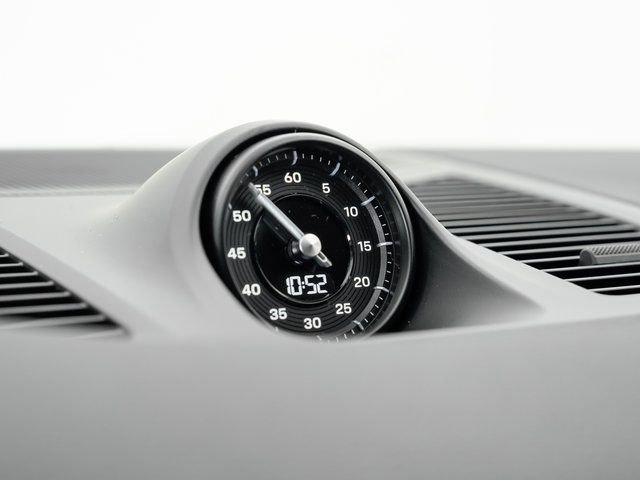 Certified 2025 Porsche Cayenne Coupe image 18