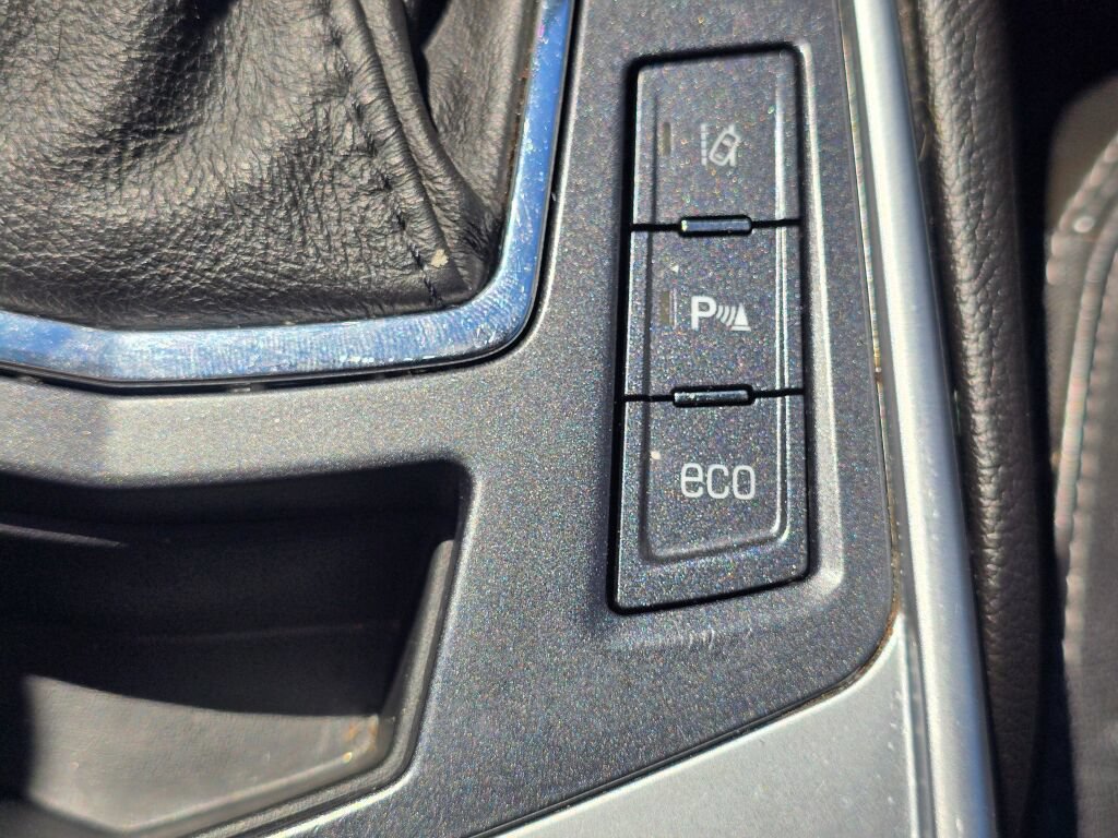 Used 2015 Cadillac SRX Performance w/ Driver Awareness Package FWD image 39
