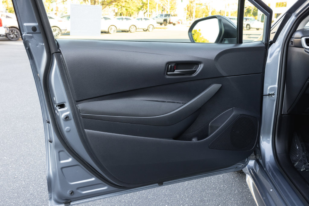 Used 2026 Toyota Corolla LE FWD image 13