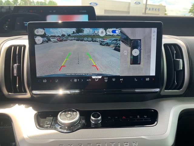 New 2025 Ford Expedition Active RWD image 33