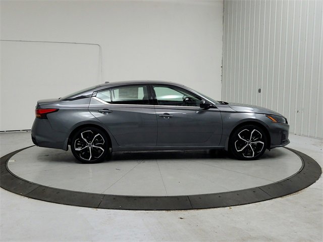 New 2025 Nissan Altima 2.5 SR w/ SR Premium Package image 8