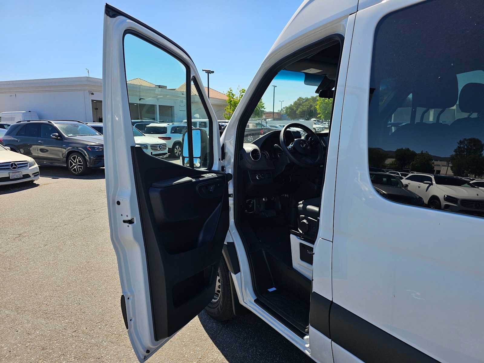 Used 2026 Mercedes-Benz Sprinter 2500 image 20
