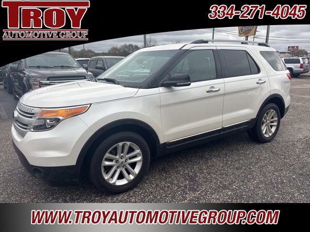Used 2013 Ford Explorer XLT image 3