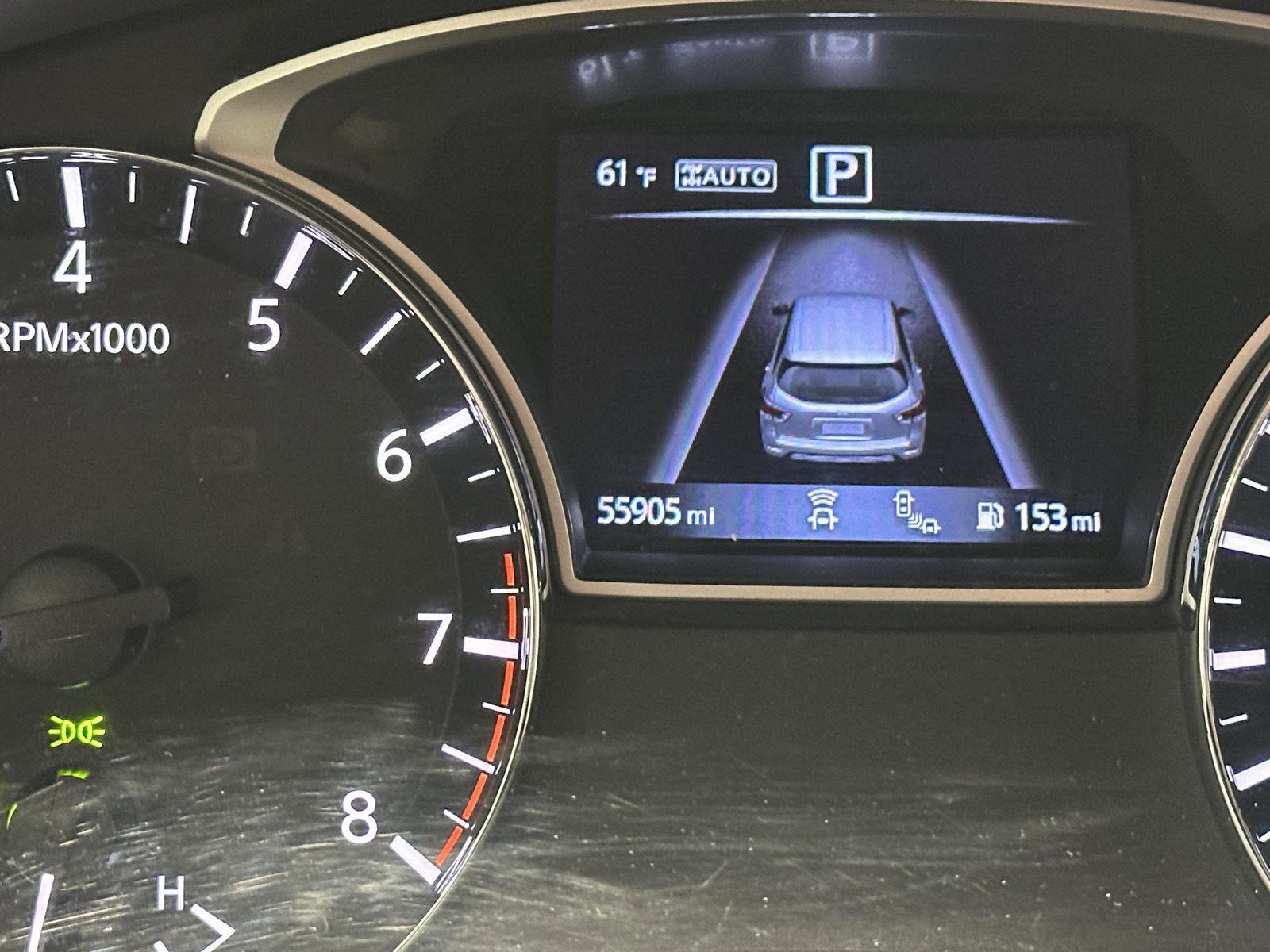 Used 2019 Nissan Pathfinder Platinum image 17