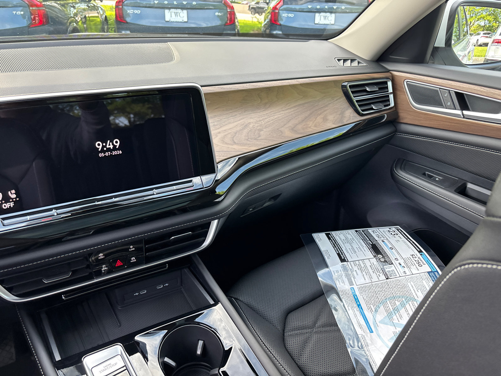 New 2026 Volkswagen Atlas SE FWD image 31