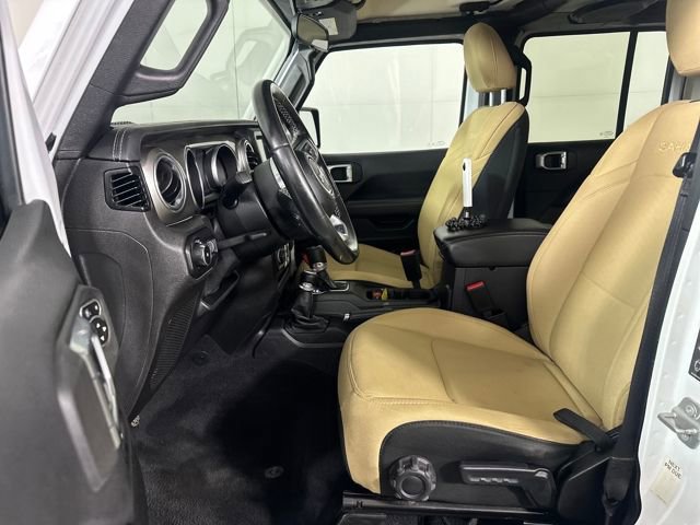 Used 2020 Jeep Wrangler Unlimited Sahara image 11