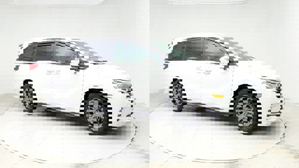 Used 2023 Honda Odyssey EX image 3
