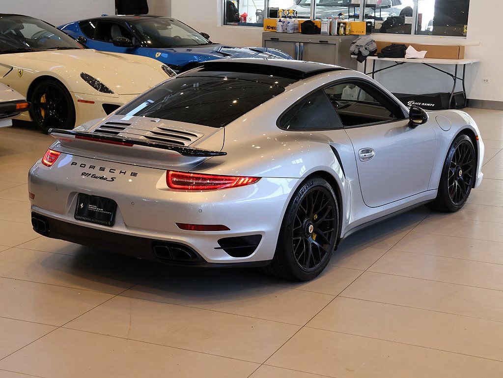 Used 2014 Porsche 911 Turbo S image 29