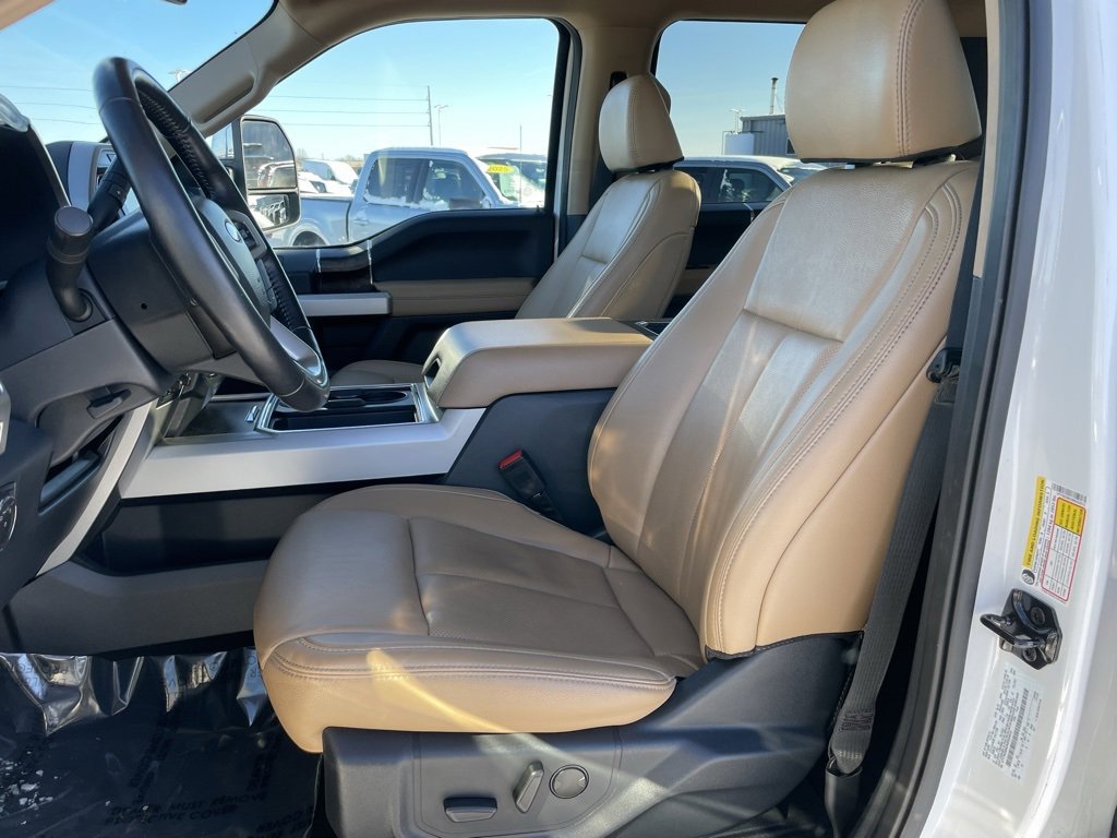Used 2022 Ford F250 Lariat w/ Chrome Package image 7