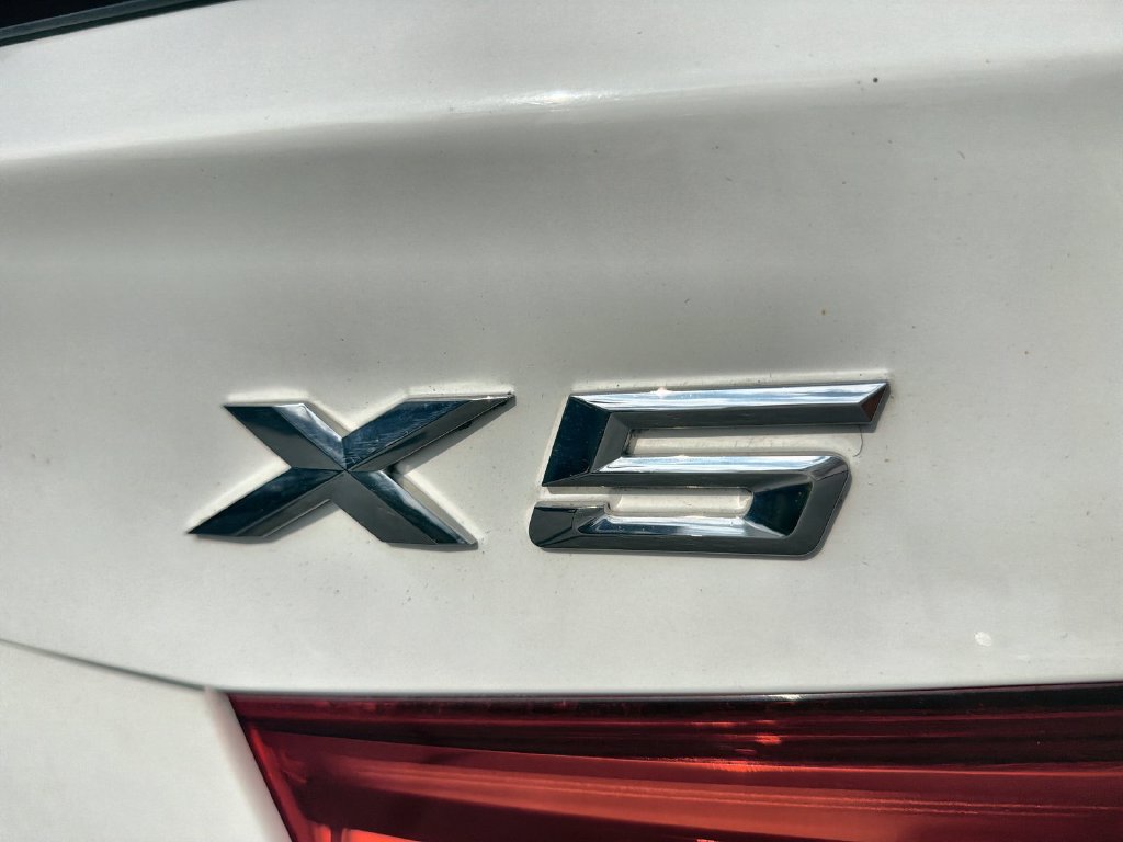 Used 2015 BMW X5 xDrive35i AWD/4WD image 15