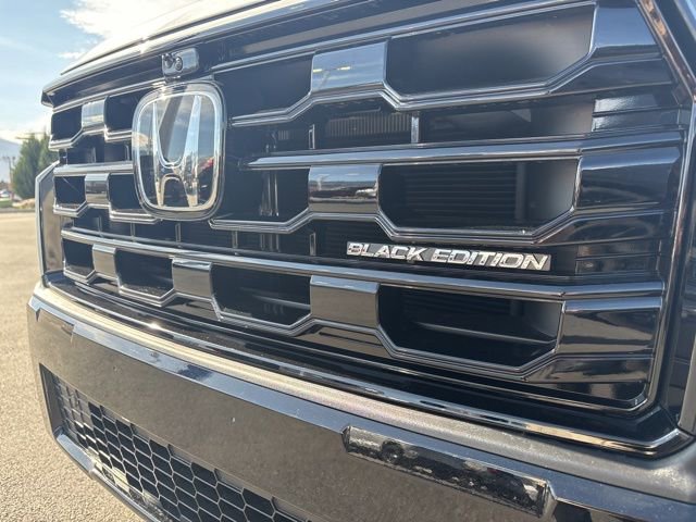 New 2026 Honda Pilot Black Edition image 9