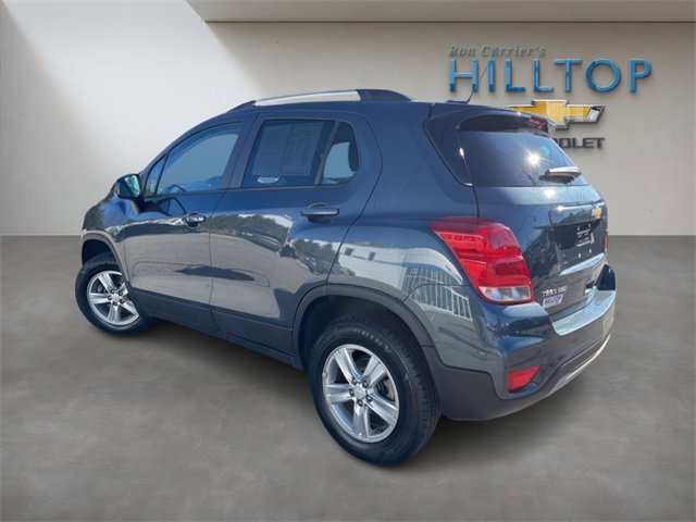 Used 2022 Chevrolet Trax LT w/ LT Convenience Package image 9