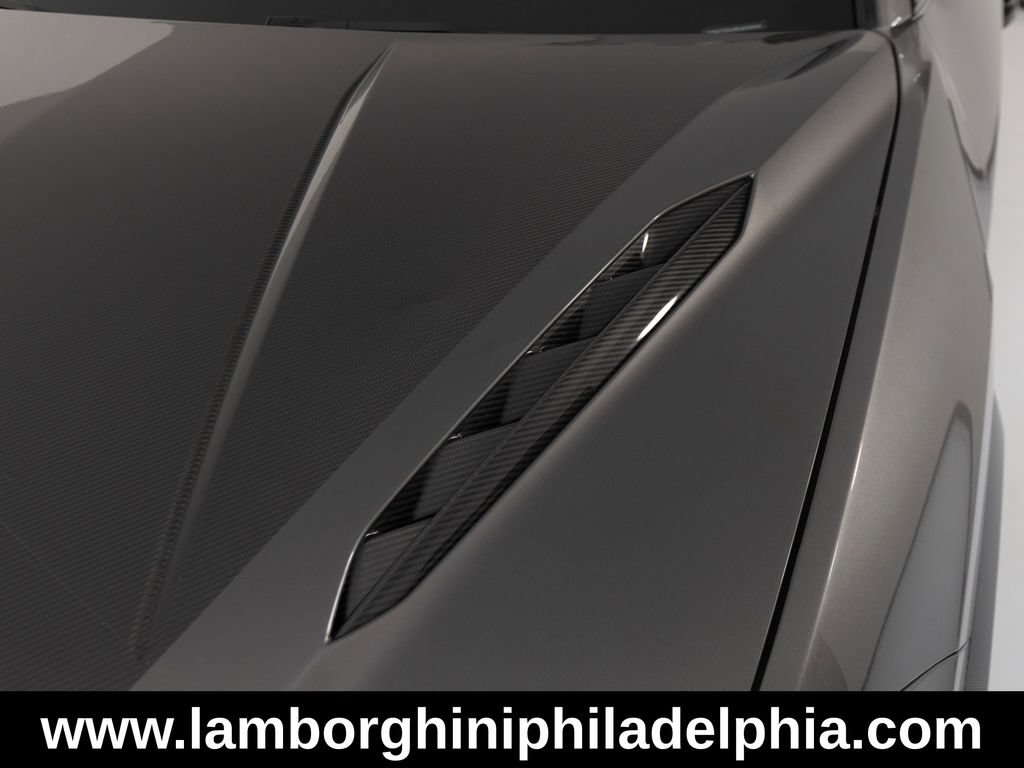 Used 2024 Lamborghini Urus Performante AWD/4WD image 47