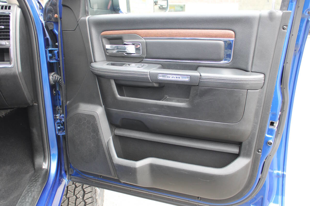 Used 2018 RAM 3500 Laramie w/ Snow Chief Group image 46