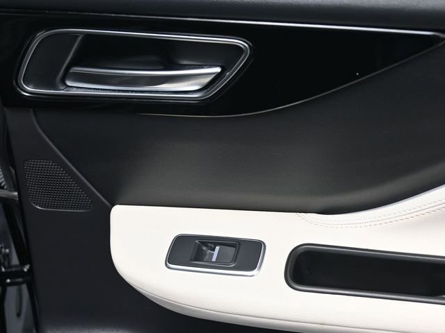 Used 2020 Jaguar F-PACE R-Sport image 35