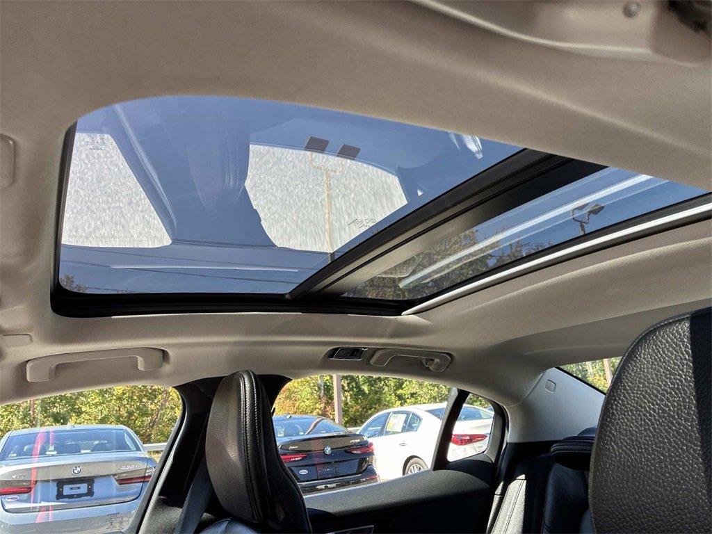 Used 2021 Volvo S60 T5 Inscription image 28