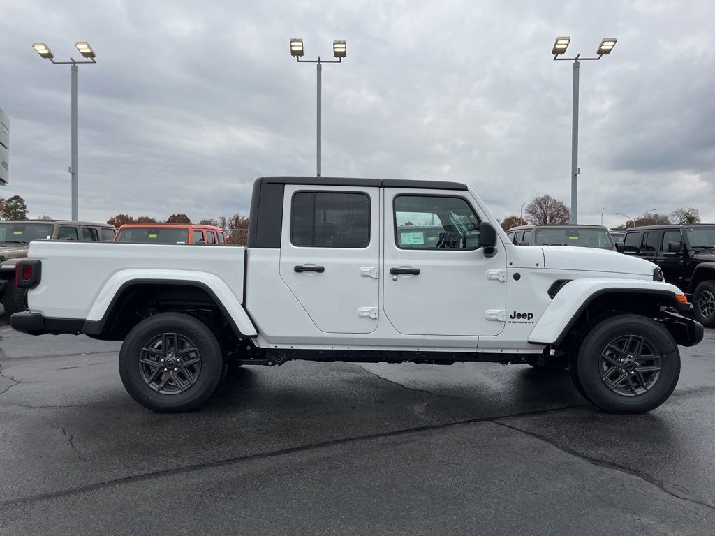New 2026 Jeep Gladiator Sport AWD/4WD image 45