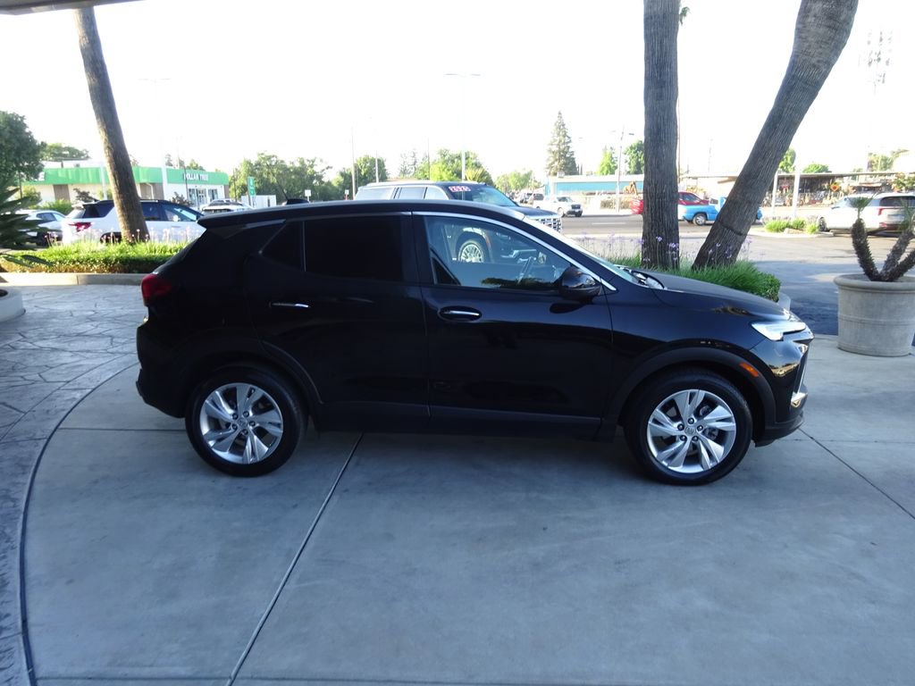 Certified 2024 Buick Encore GX Preferred FWD image 11