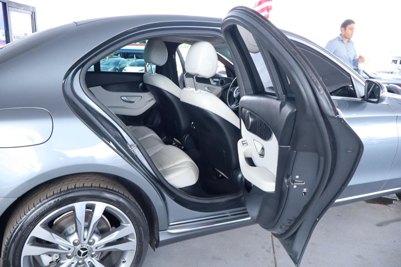 Used 2017 Mercedes-Benz C 300 4MATIC Sedan w/ Premium 1 Package image 35