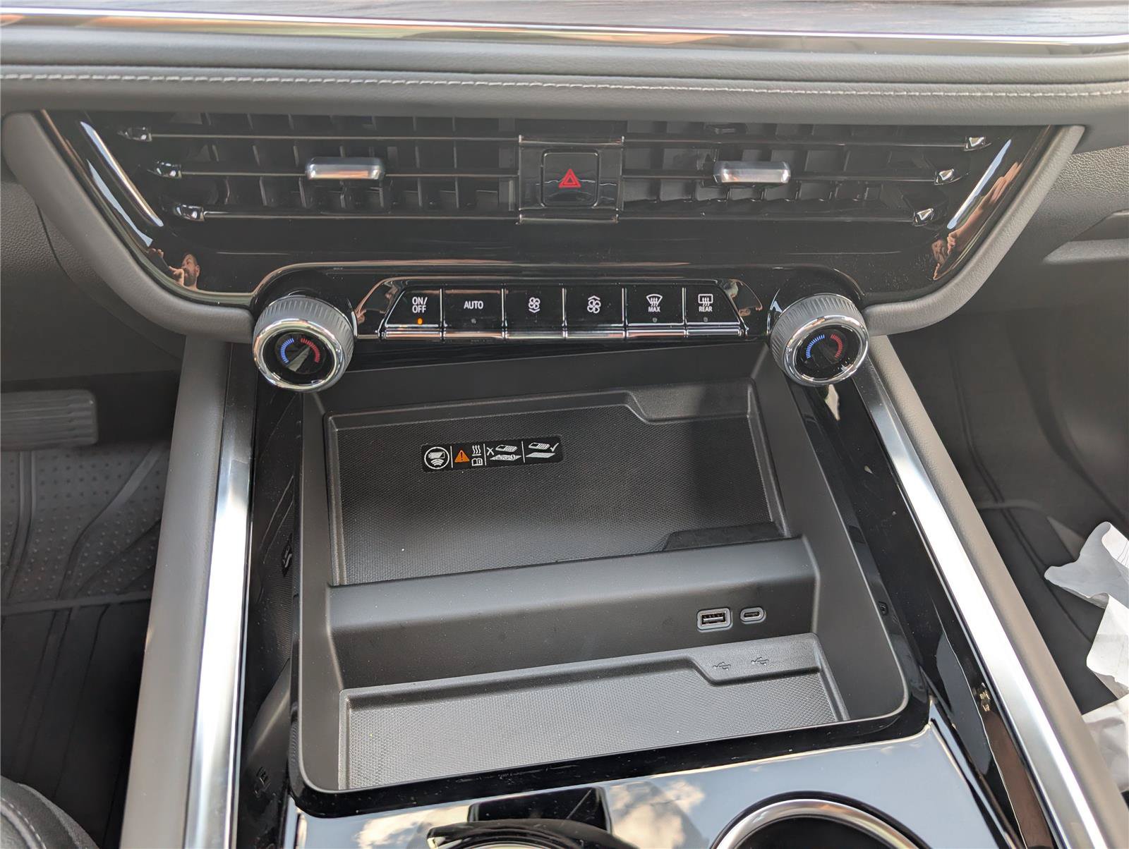New 2026 Chevrolet Tahoe LT w/ Comfort Package RWD image 17