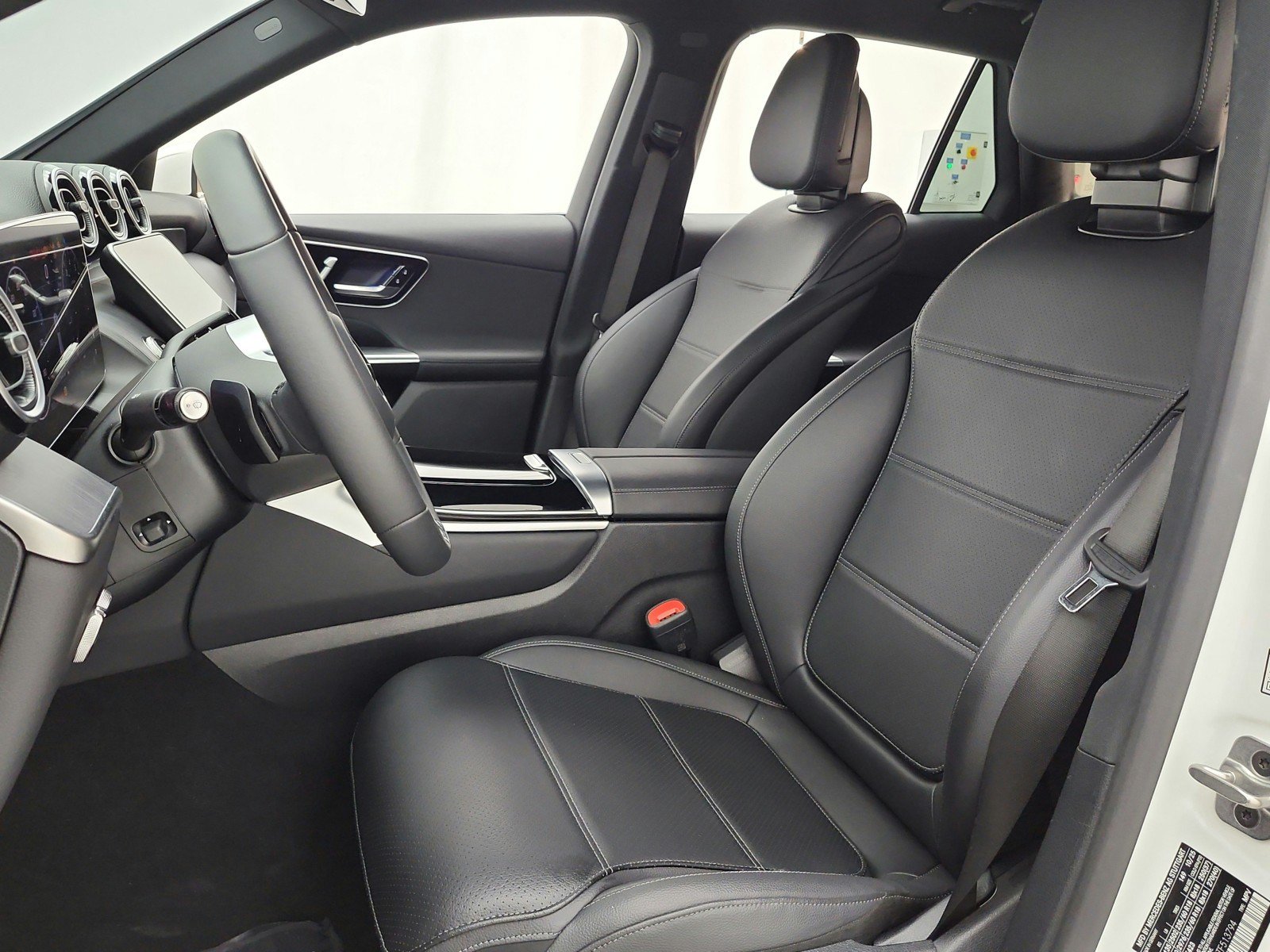 Certified 2026 Mercedes-Benz GLC 300 image 13