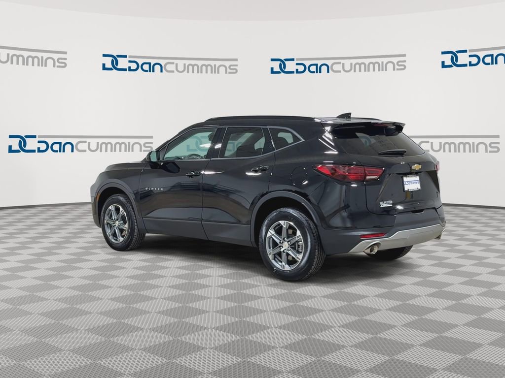 Used 2024 Chevrolet Blazer LT w/ Convenience Package FWD image 6