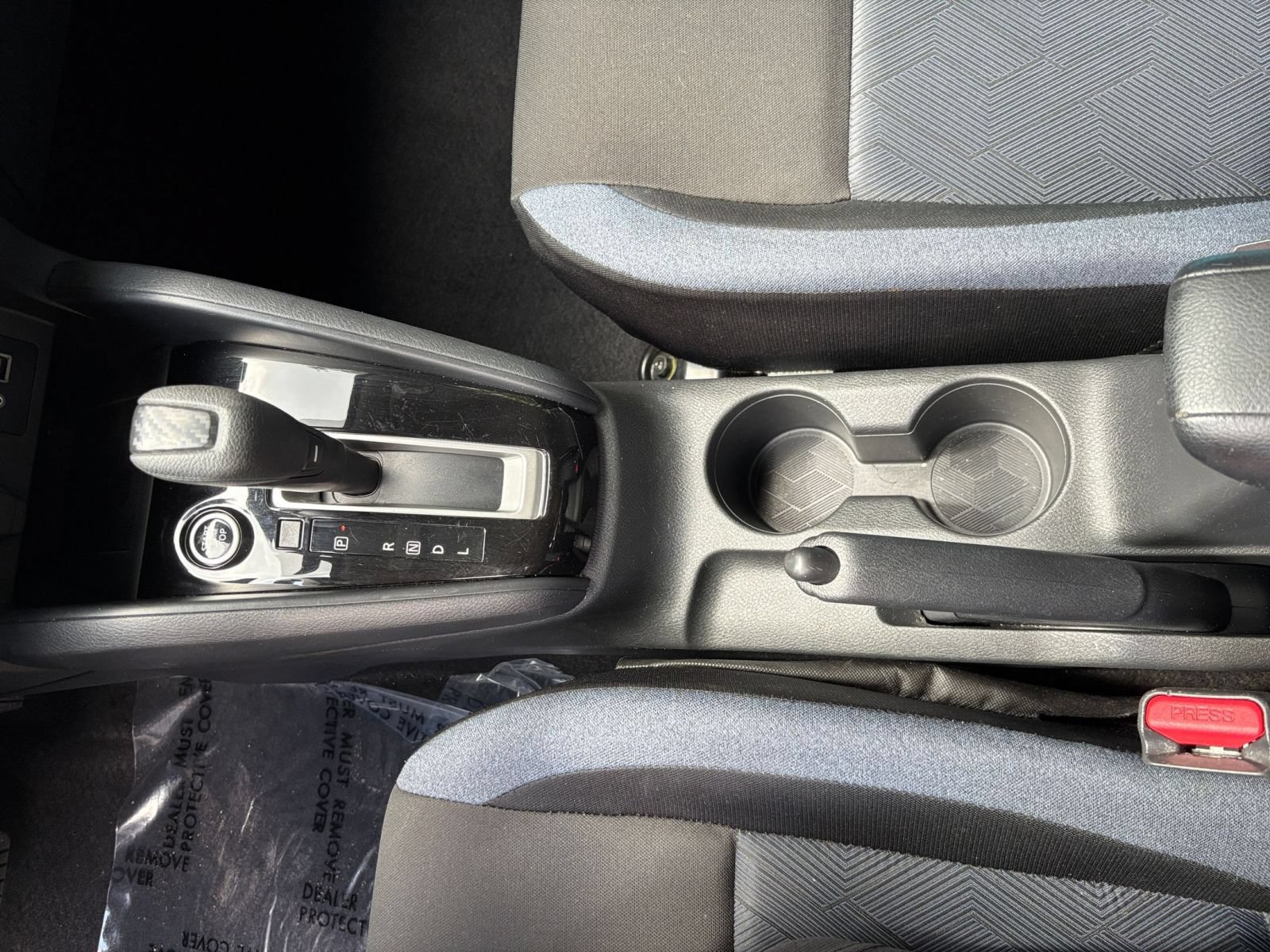 Used 2025 Nissan Versa SV FWD image 38