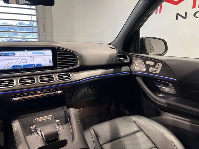 Used 2025 Mercedes-Benz GLE 450e 4MATIC w/ AMG Line Exterior image 39